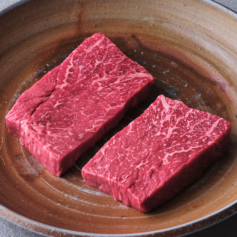 ステーキ用：国産黒毛和牛（モモ）【枚数売り】約150g×2枚